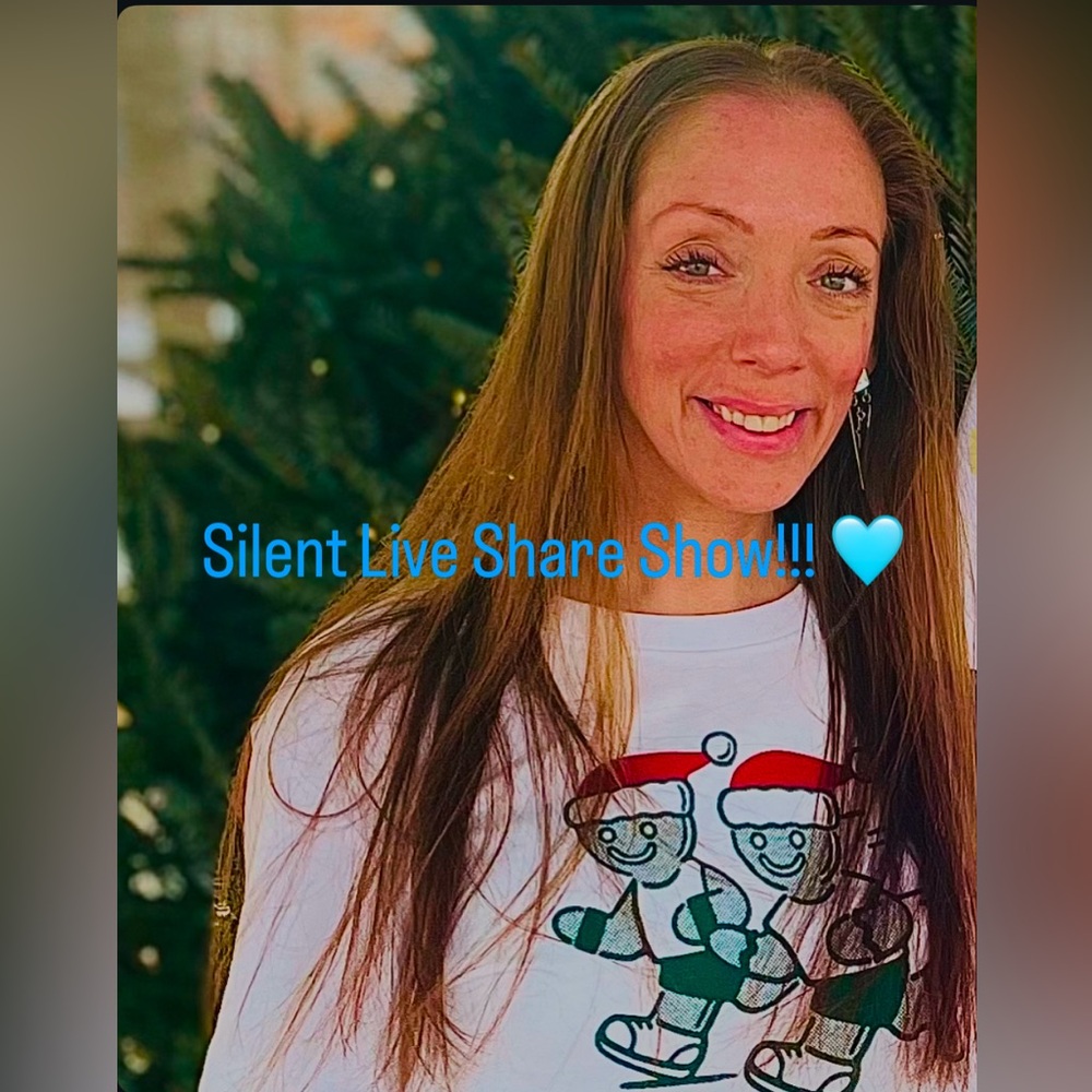 🤍LIKE TO BE NOTIFIED WHEN I GO LIVE!!🤍